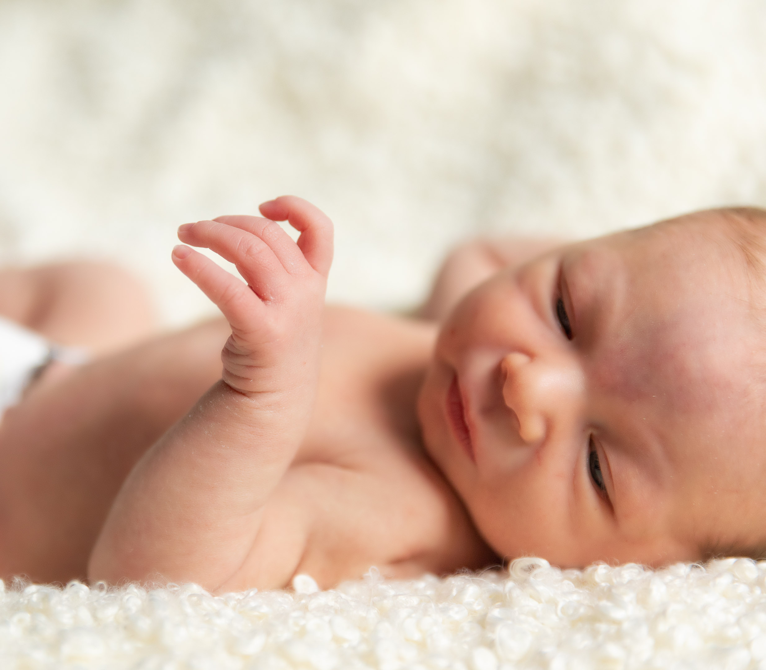 Newborn fotografie; babyhandje