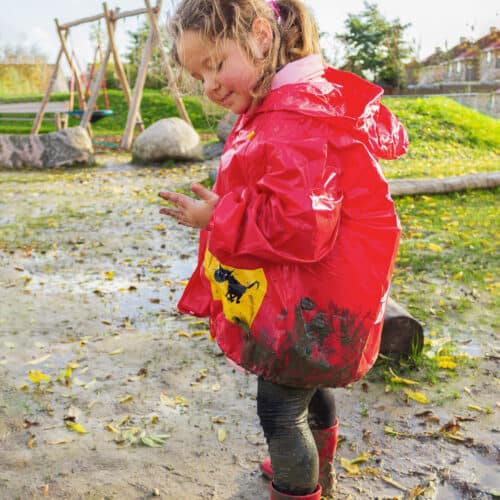 Familie fotoshoot buiten in regen Leek Westerkwartier Groningen