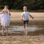 KleijenCo Fotografie in Bakkeveense Duinen: spelen in zand en water