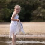 KleijenCo Fotografie in Bakkeveense Duinen: spelen in zand en water