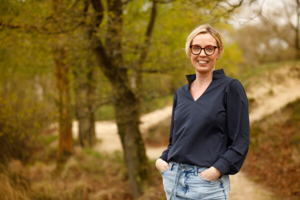 Cadeau voor 50 jarig huwelijks jubileum, een familiefotoshoot met KleijenCo in Zeegser Duinen