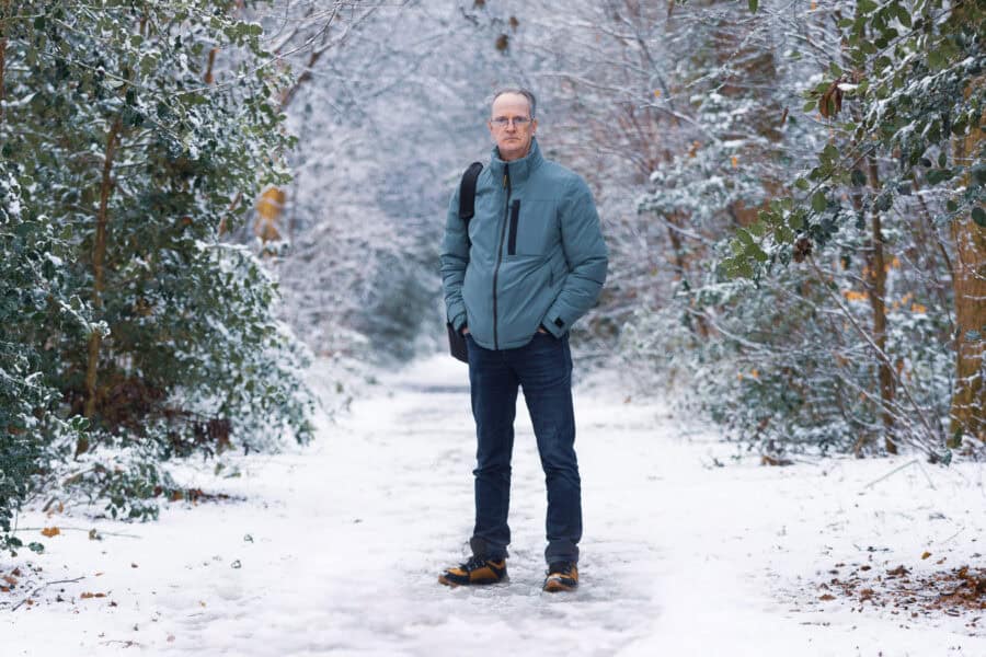 KleijenCo-sneeuwportret kind in de sneeuw in Tolbert