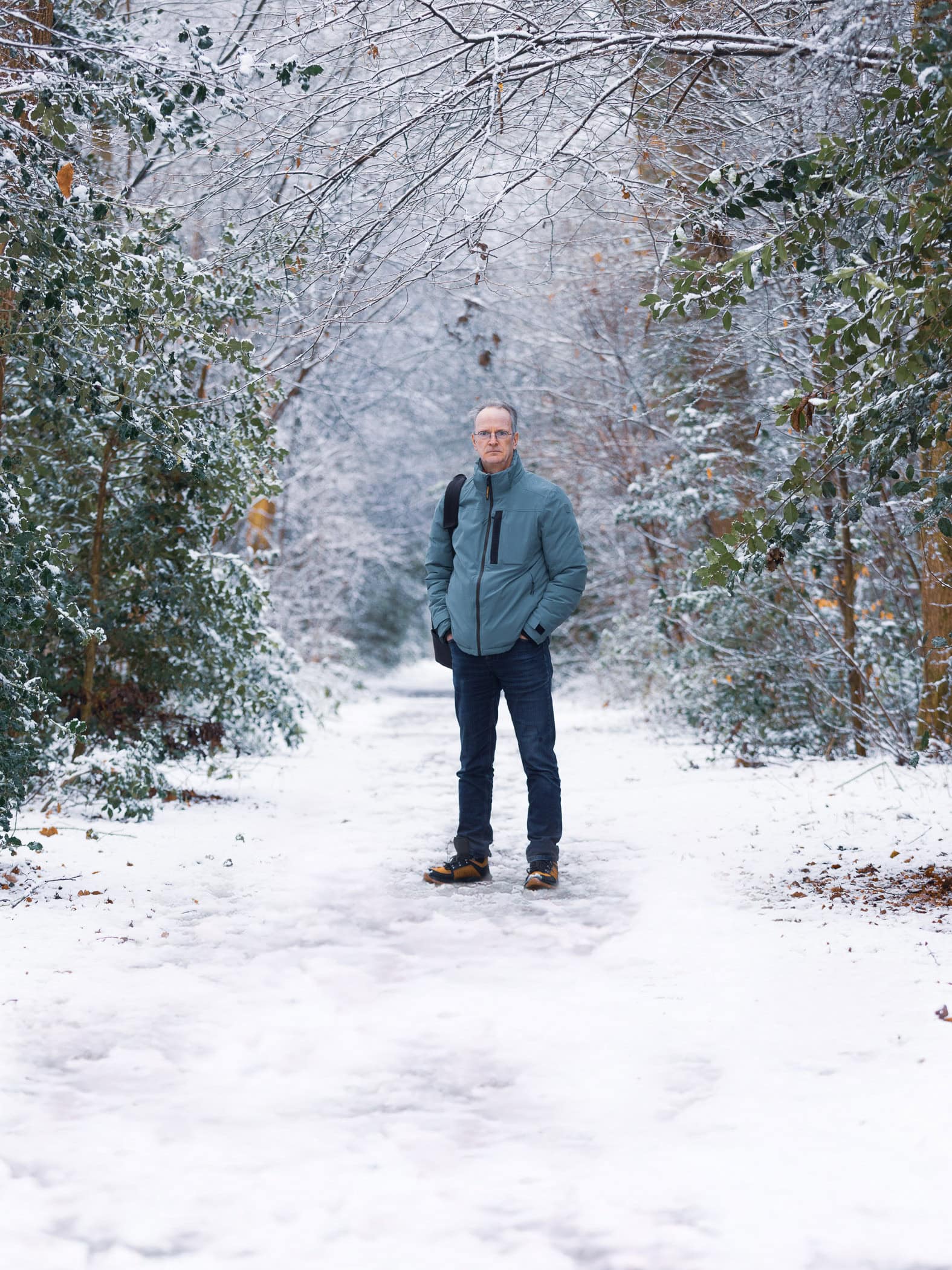 KleijenCo-sneeuwportret kind in de sneeuw in Tolbert